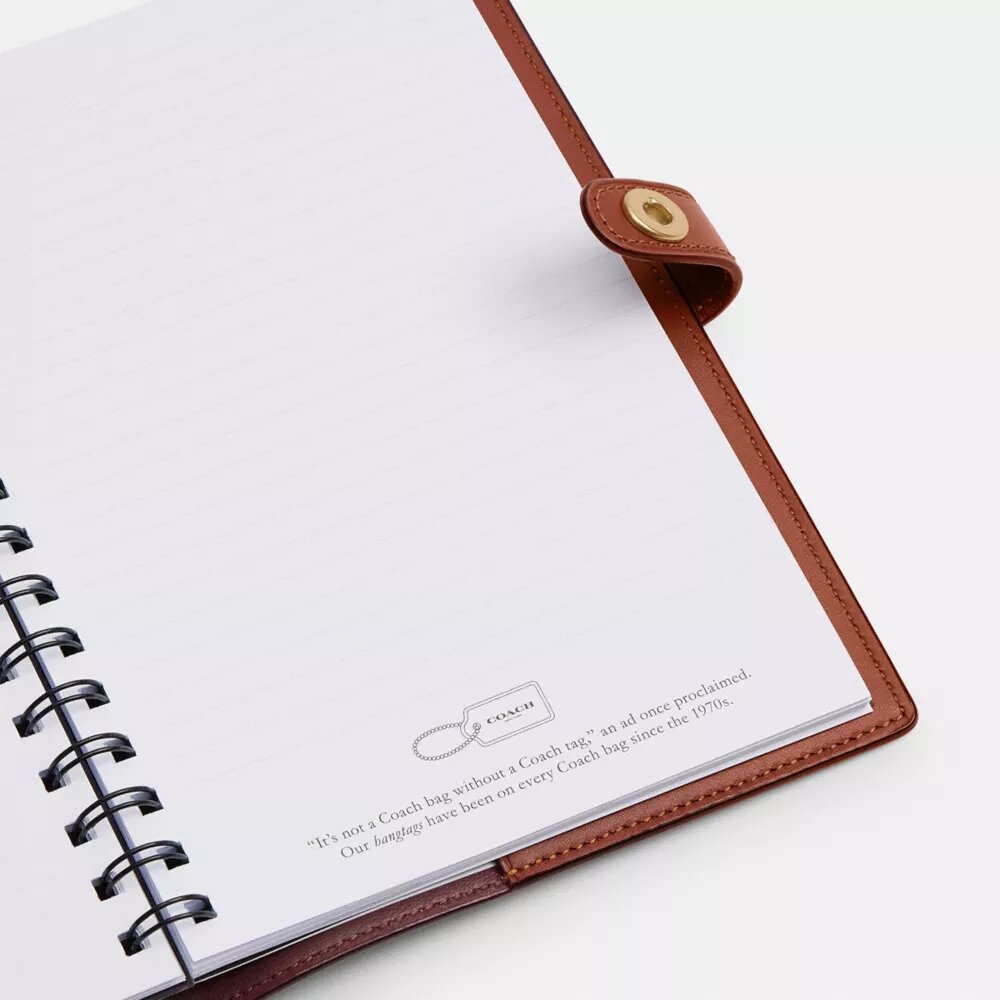Caiet din Signature Canvas cu trenul de sărbători