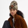 Căciulă cu imprimeu leopard