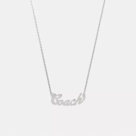 Colier cu plăcuță cu nume în stilul Coach Script