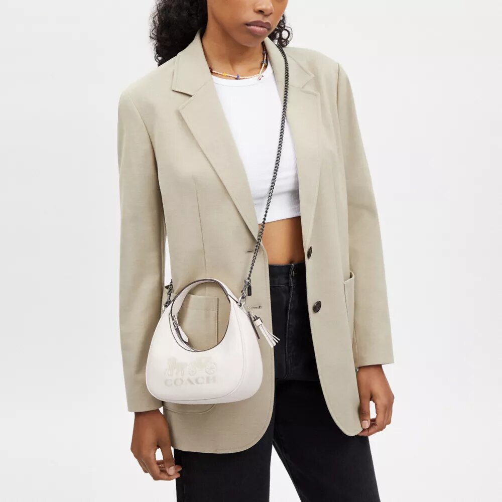 Curea cu lanț