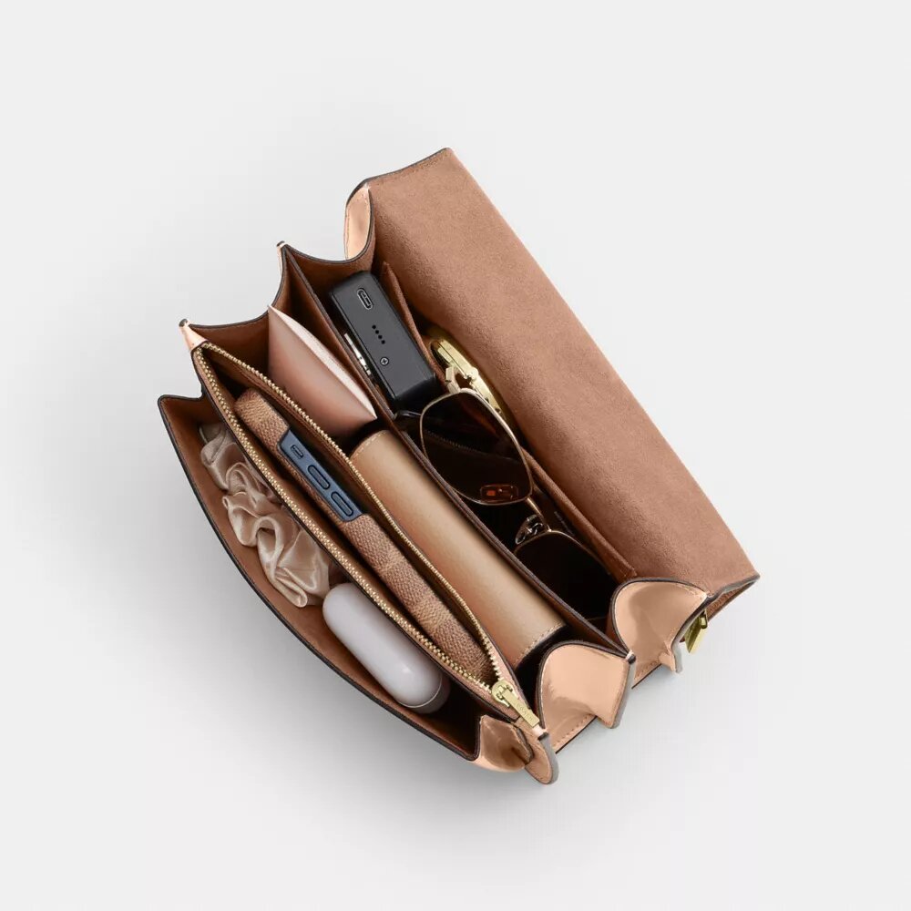 Geantă crossbody Klare din piele semnătură
