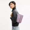 Geantă crossbody Klare din piele semnătură