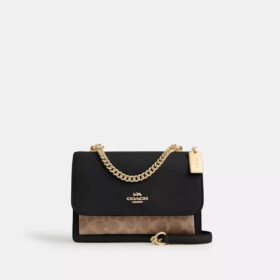 Geantă crossbody Klare din Signature Canvas