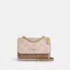 Geantă crossbody Klare din Signature Canvas