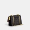 Geantă crossbody Klare din Signature Canvas