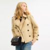 Geantă crossbody Klare din Signature Canvas