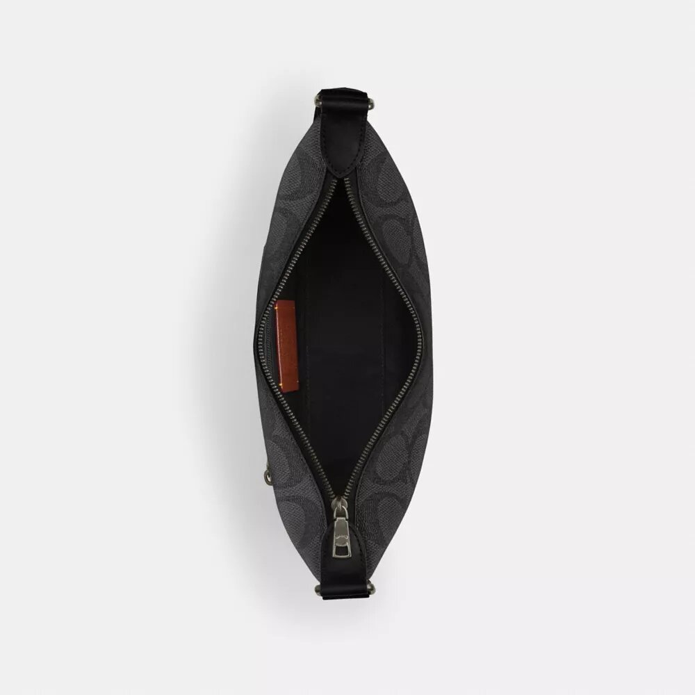 Geantă crossbody mică „Finn” cu buzunar detașabil, din pânză „Signature Canvas”