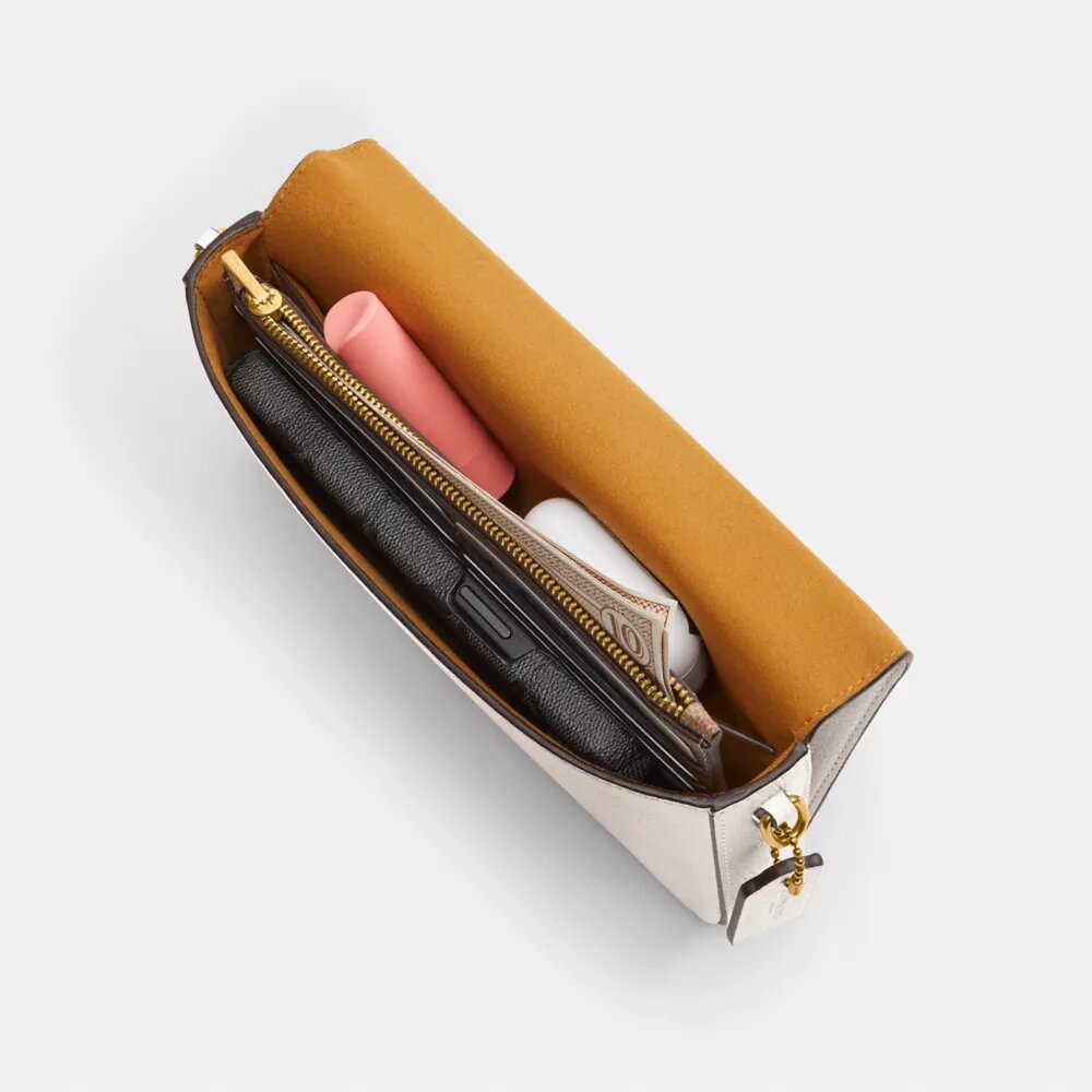 Geantă crossbody Mila cu Signature Canvas