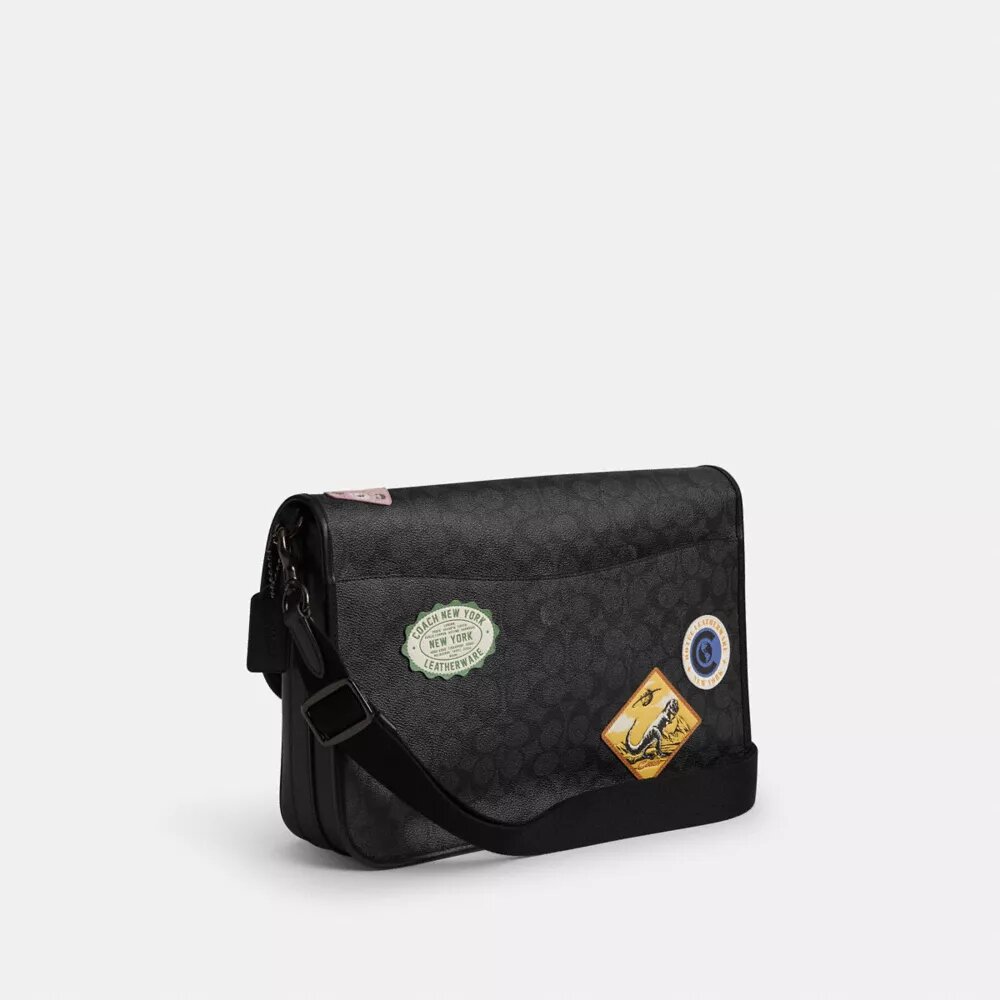 Geantă de curier Hitch din Signature Canvas cu patch-uri