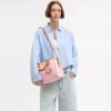 Geantă mare de tip satchel Rowan din Signature Canvas cu pandantive