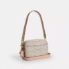 Geantă mini Carey crossbody din Signature Canvas