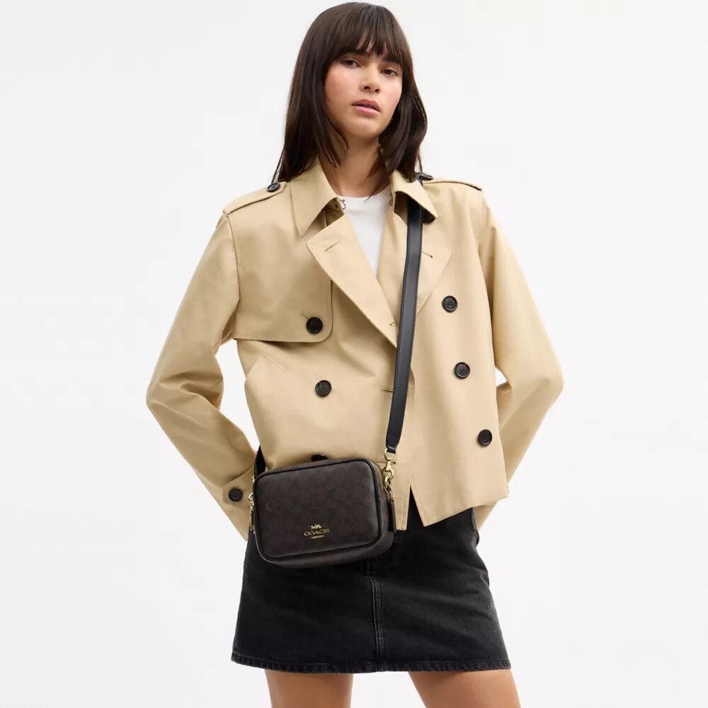 Geantă mini Carey crossbody din Signature Canvas