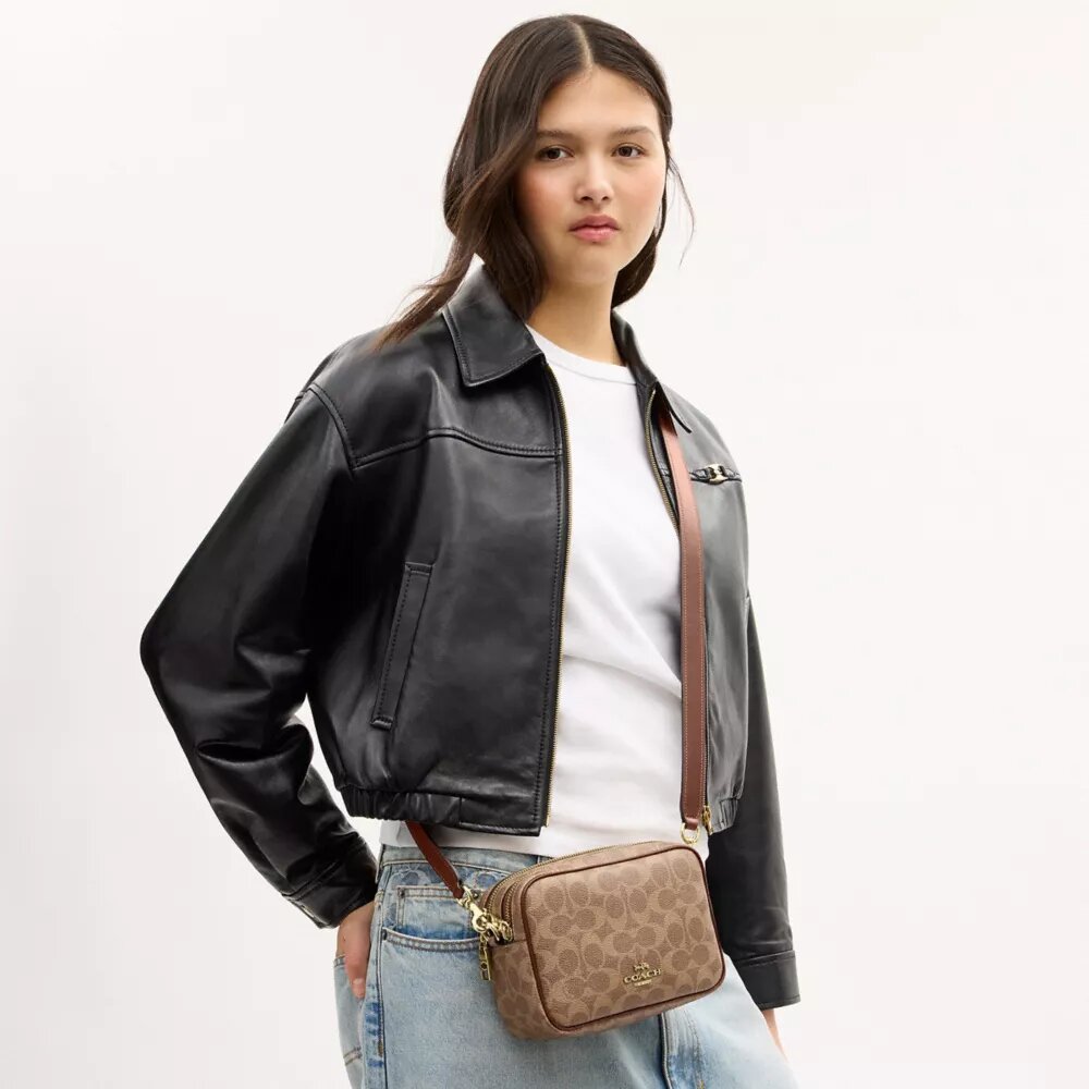 Geantă mini Carey crossbody din Signature Canvas