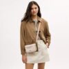 Geantă mini Carey crossbody din Signature Canvas