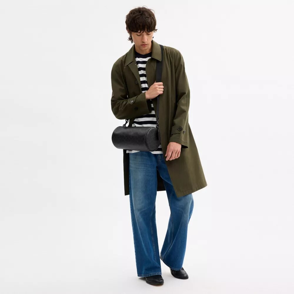 Geanta Andre Barrel 30 din Signature Canvas