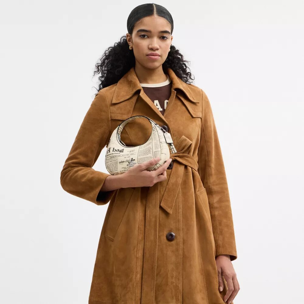 Gență crossbody Carmen mini cu imprimeu de ziar