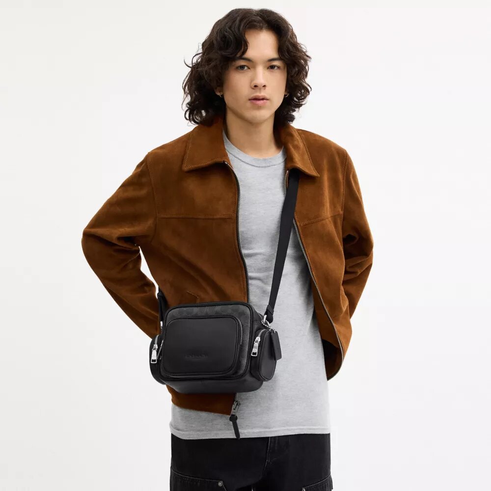 Gență crossbody Fletcher din Signature Canvas