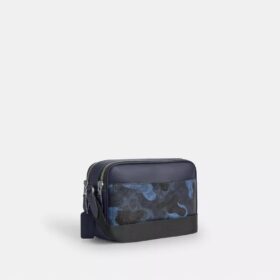 Gență crossbody Graham cu imprimeu camuflaj caracteristic