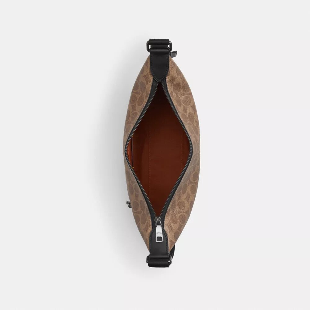 Gență crossbody mică model Finn cu portfard din Signature Canvas