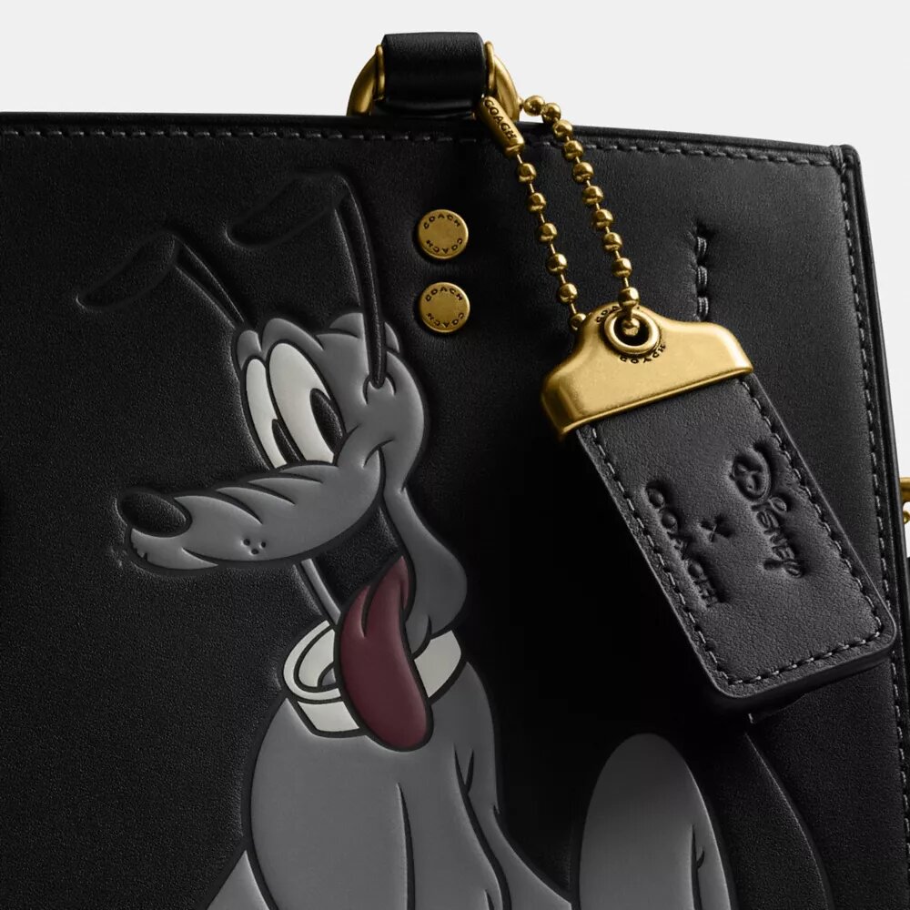 Gența Disney X Coach Rogue 25 cu Pluto