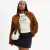 Genți crossbody Carmen mini cu curea transversală și nituri în formă de inimă