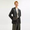 Genți crossbody mini Klare cu curea transversală din Signature Canvas