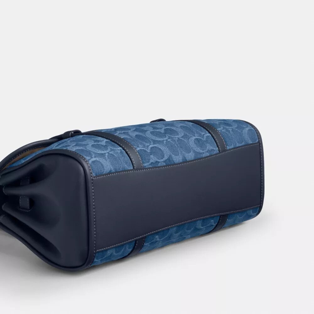 Genți de umăr cu clapă Bridget din denim caracteristic