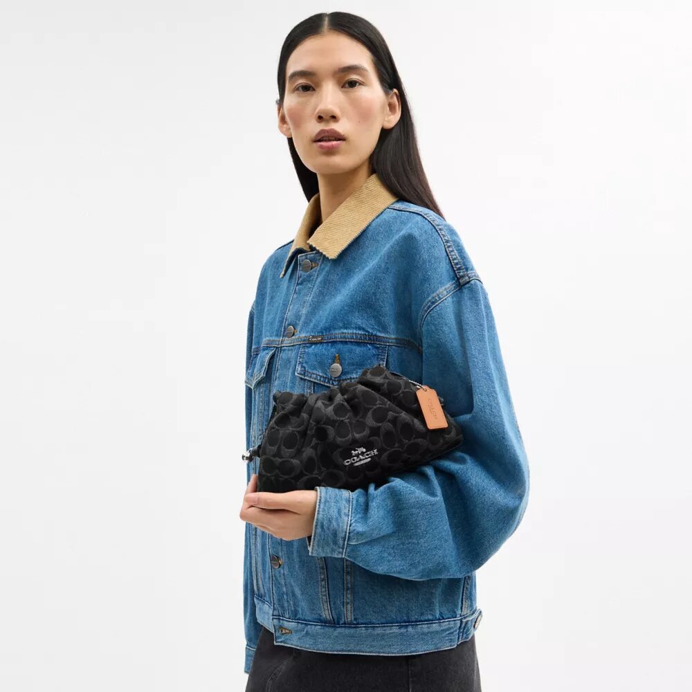 Genți de umăr Faye din denim caracteristic