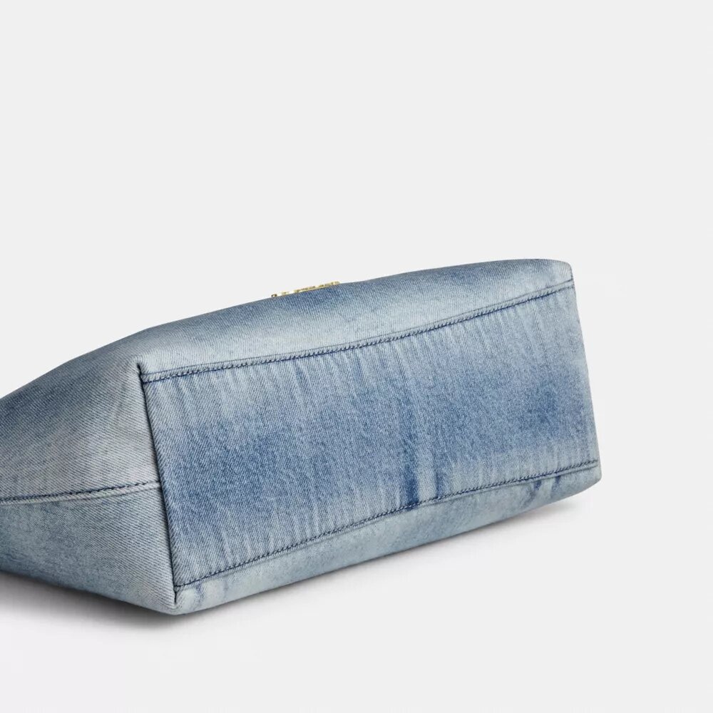 Genți de umăr Laurel din denim „Loved” cu pandantive
