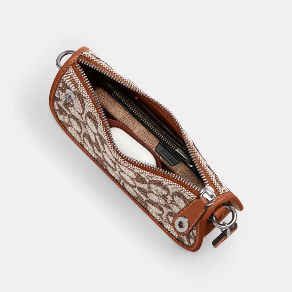Genți Swinger 20 cu lanț din jacquard cu model Crystal Signature