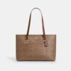 Genți Tote din Signature Canvas