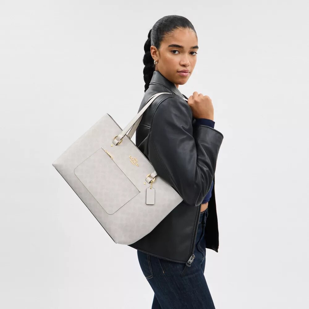 Genți Tote din Signature Canvas
