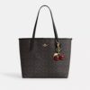 Genți Tote din Signature Canvas