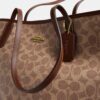 Genți Tote din Signature Canvas