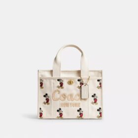 Genți Tote Disney X Coach Cargo 26 cu Mickey Mouse, din pânză de bumbac regenerativ