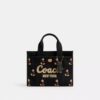 Genți Tote Disney X Coach Cargo 26 cu Mickey Mouse, din pânză de bumbac regenerativ