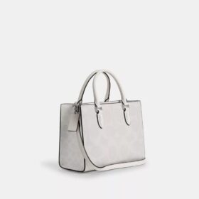 Genți Tote Maggie din Signature Canvas
