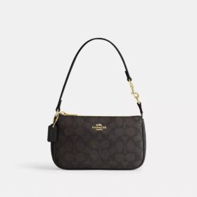 Nolita 19 din Signature Canvas