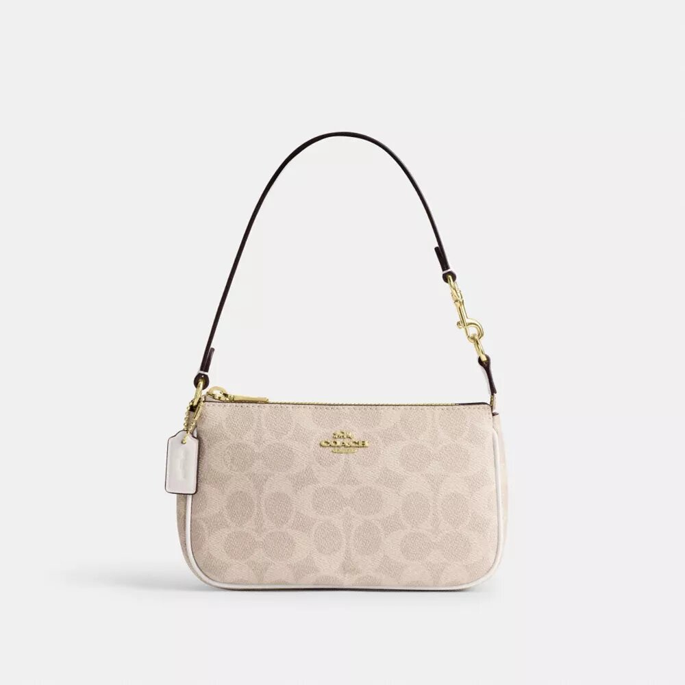 Nolita 19 din Signature Canvas
