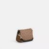 Nolita 19 din Signature Canvas
