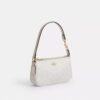 Nolita 19 din Signature Canvas