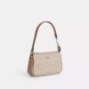 Nolita 19 din Signature Canvas