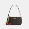 Nolita 19 din Signature Canvas