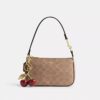 Nolita 19 din Signature Canvas