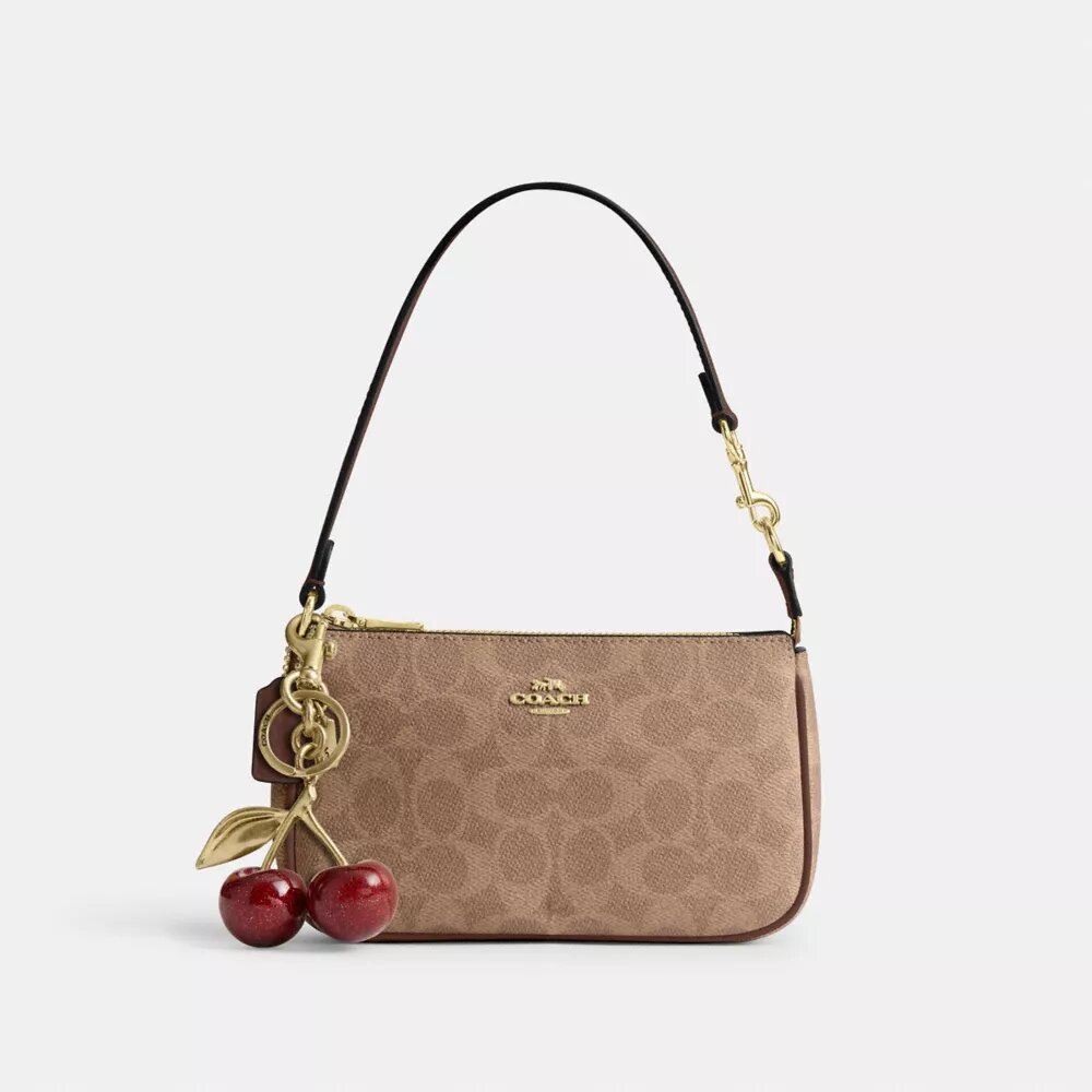 Nolita 19 din Signature Canvas