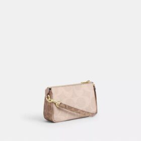Nolita 19 din Signature Canvas, model semnătură