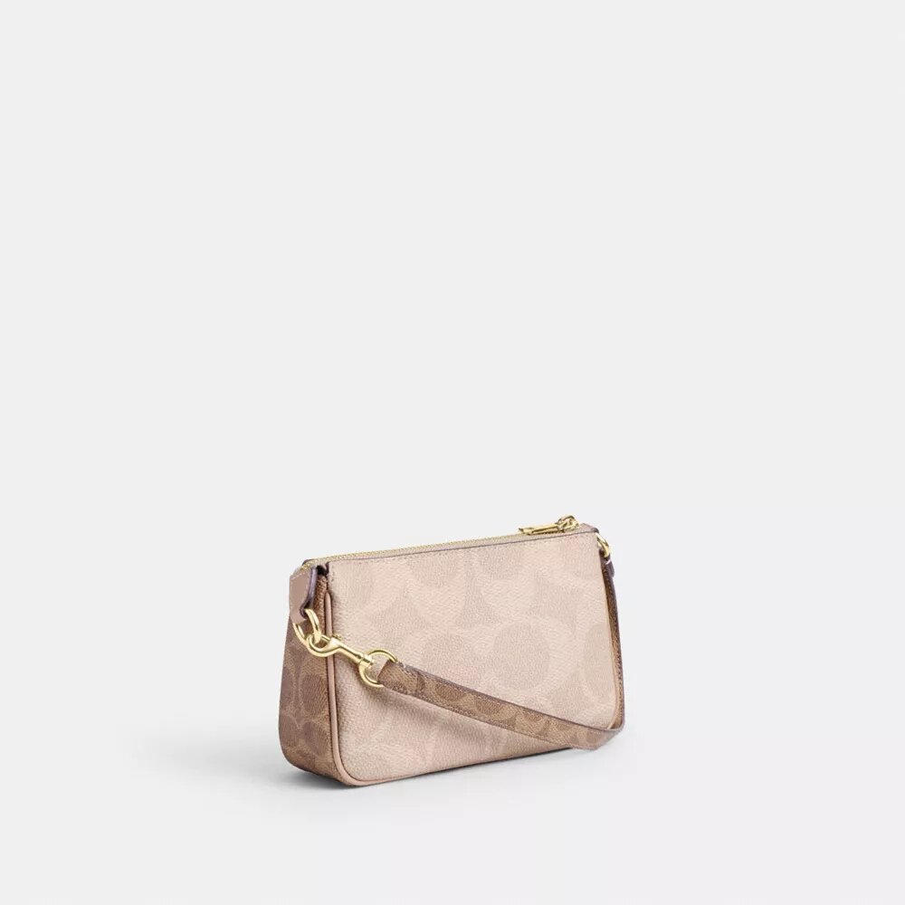 Nolita 19 din Signature Canvas, model semnătură