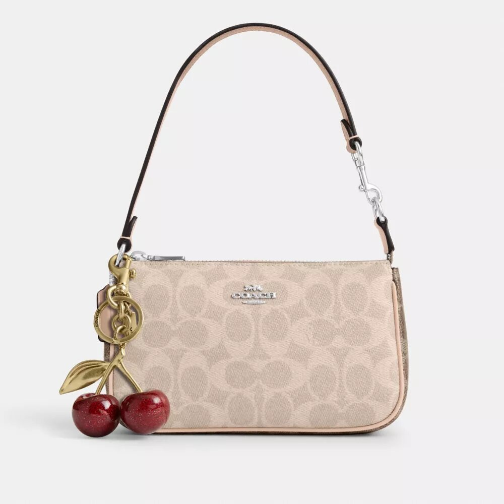 Nolita 19 din Signature Canvas, model semnătură
