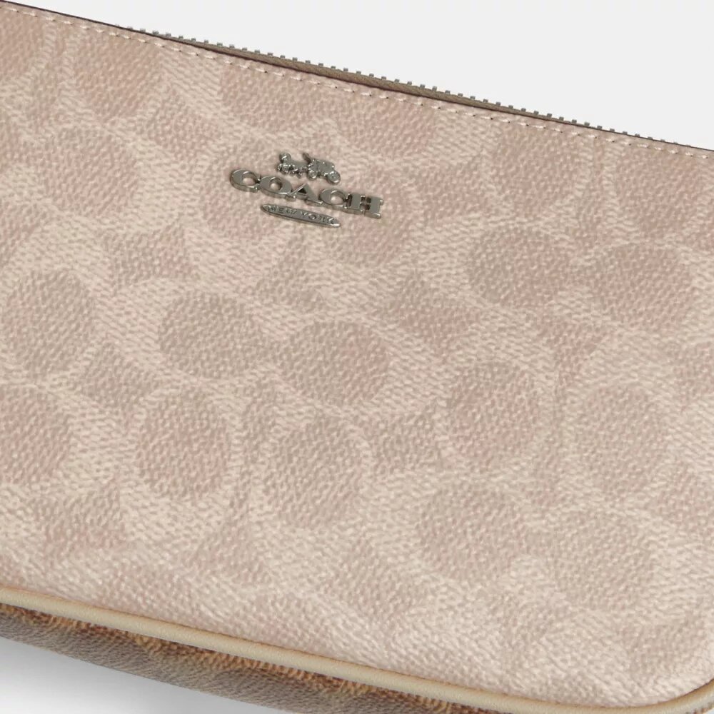Nolita 19 din Signature Canvas, model semnătură