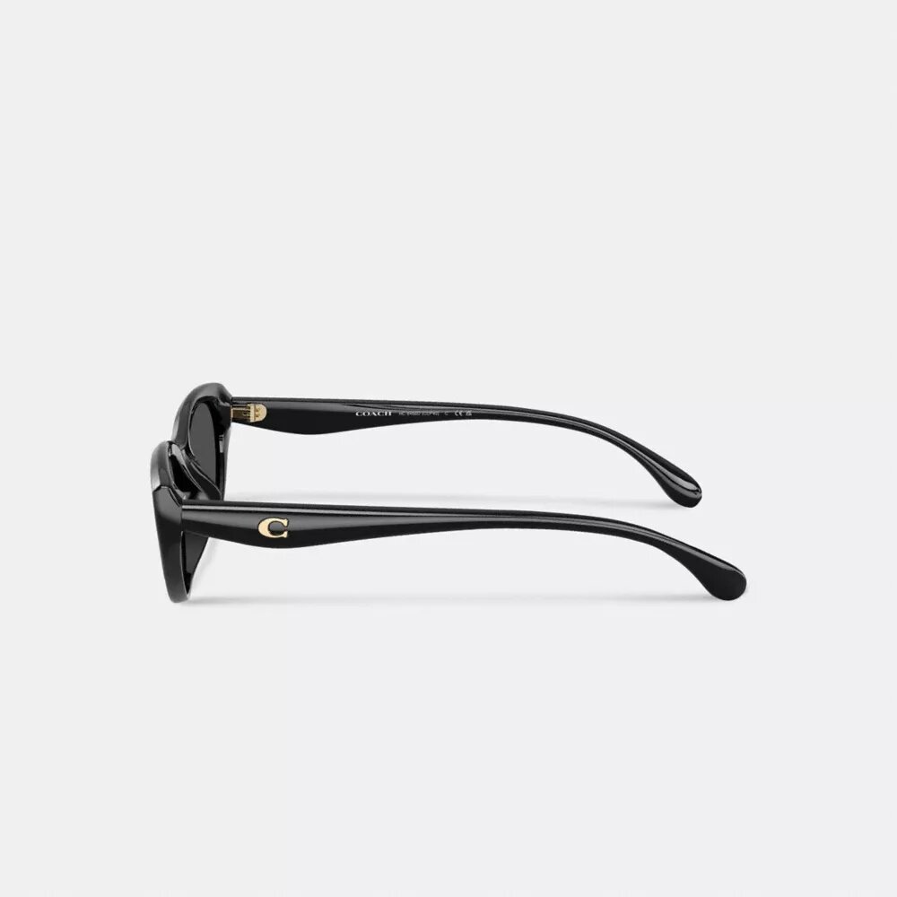 Ochelari de soare ovali tip „cat eye” cu accesorii aurii